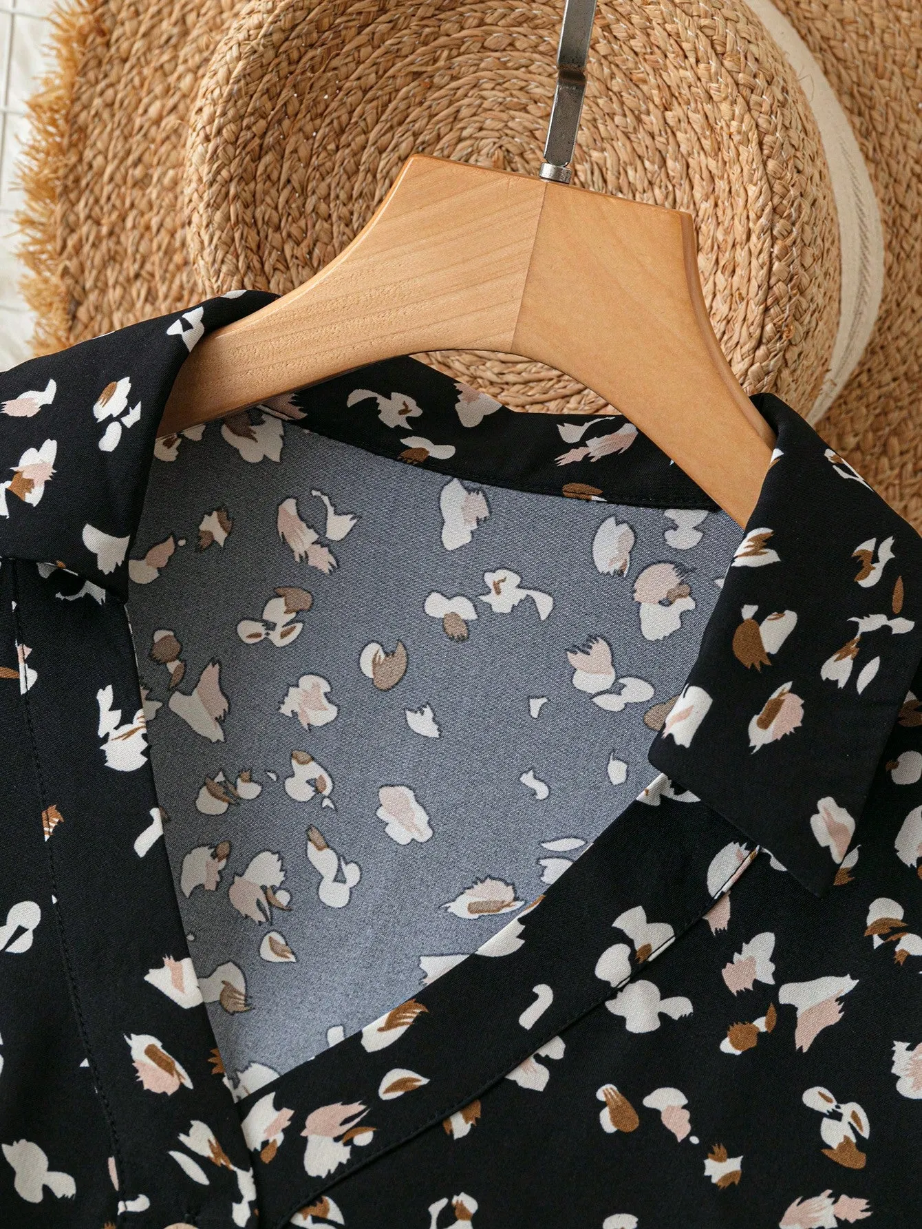 LUNE Casual Mid-Length Allover Print Shirt Dress