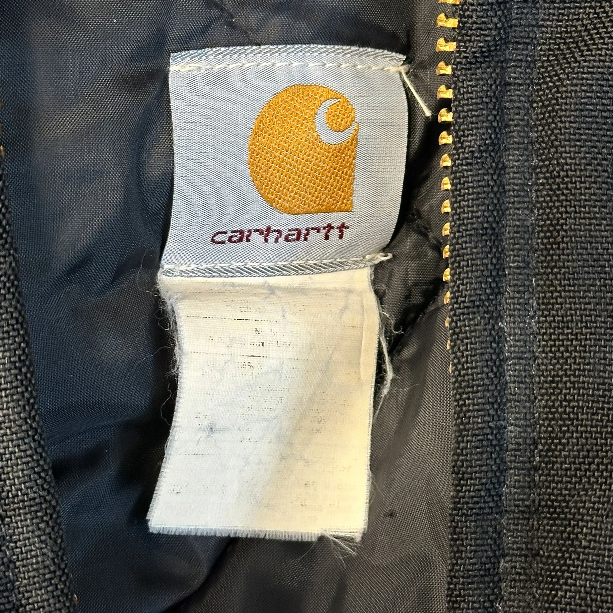 Vintage Carhartt Extremes J21 BLK Black Active Jacket Quilted Nylon Lined XL